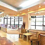 Atrium Center 4*