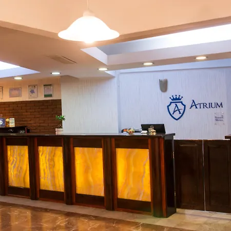 Atrium Center 4*