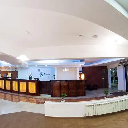Atrium Center 4*