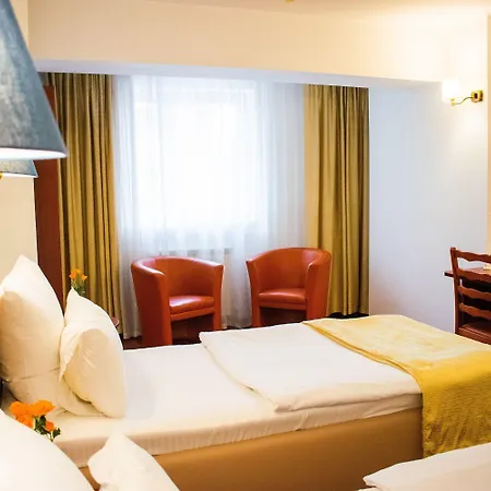 Atrium Center Отель 4*