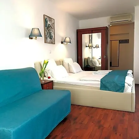 Hotel Atrium Center 4*