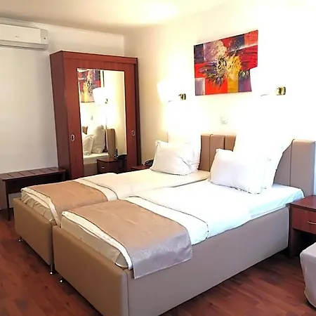 Atrium Center Hotell