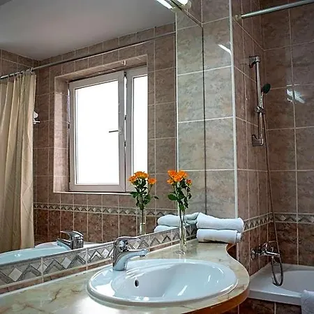 Atrium Center Hotell