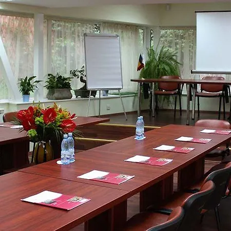 Hotel Atrium Center 4*