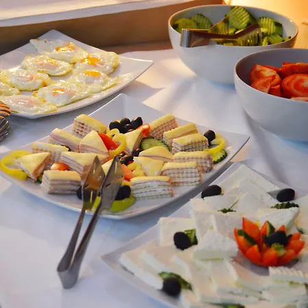 Atrium Center 호텔