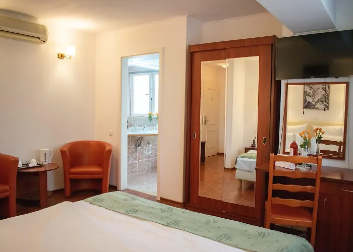 Atrium Center Hotell